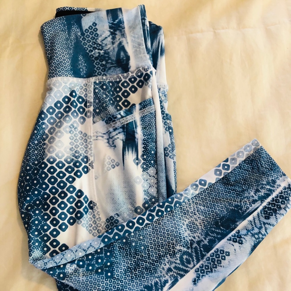 Strut This Blue Tech Legging